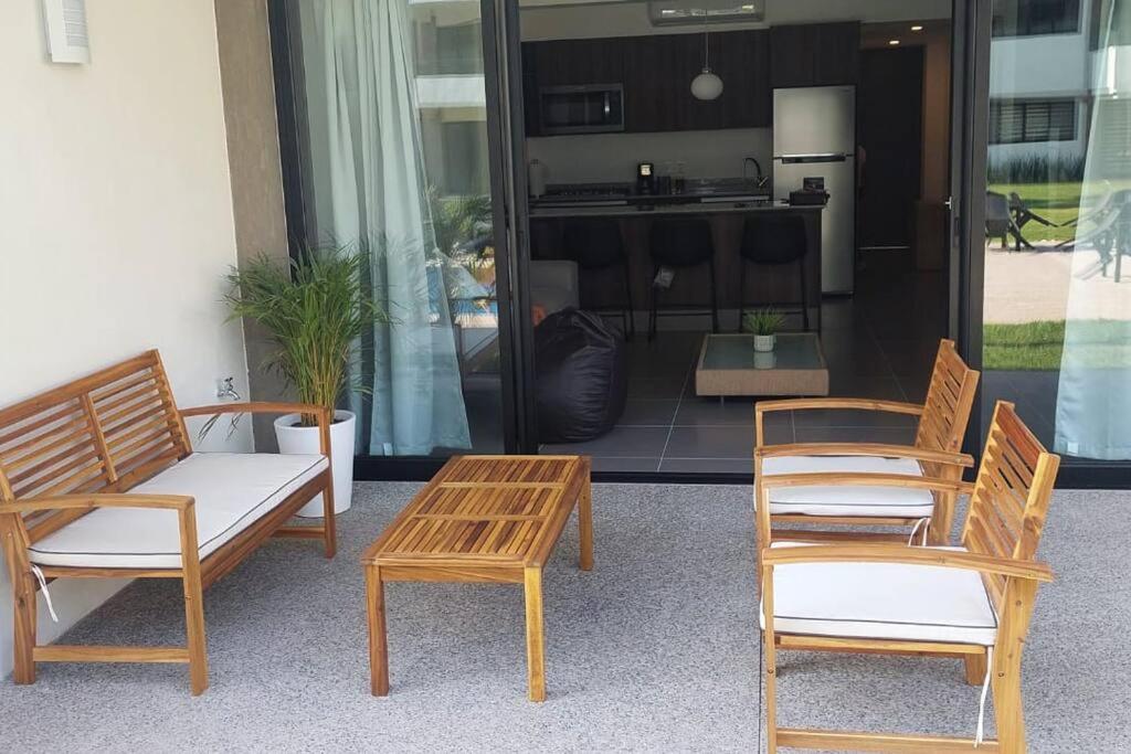 Nuevo Vallarta Lovely 2 bedroom condo pool front, photo 21