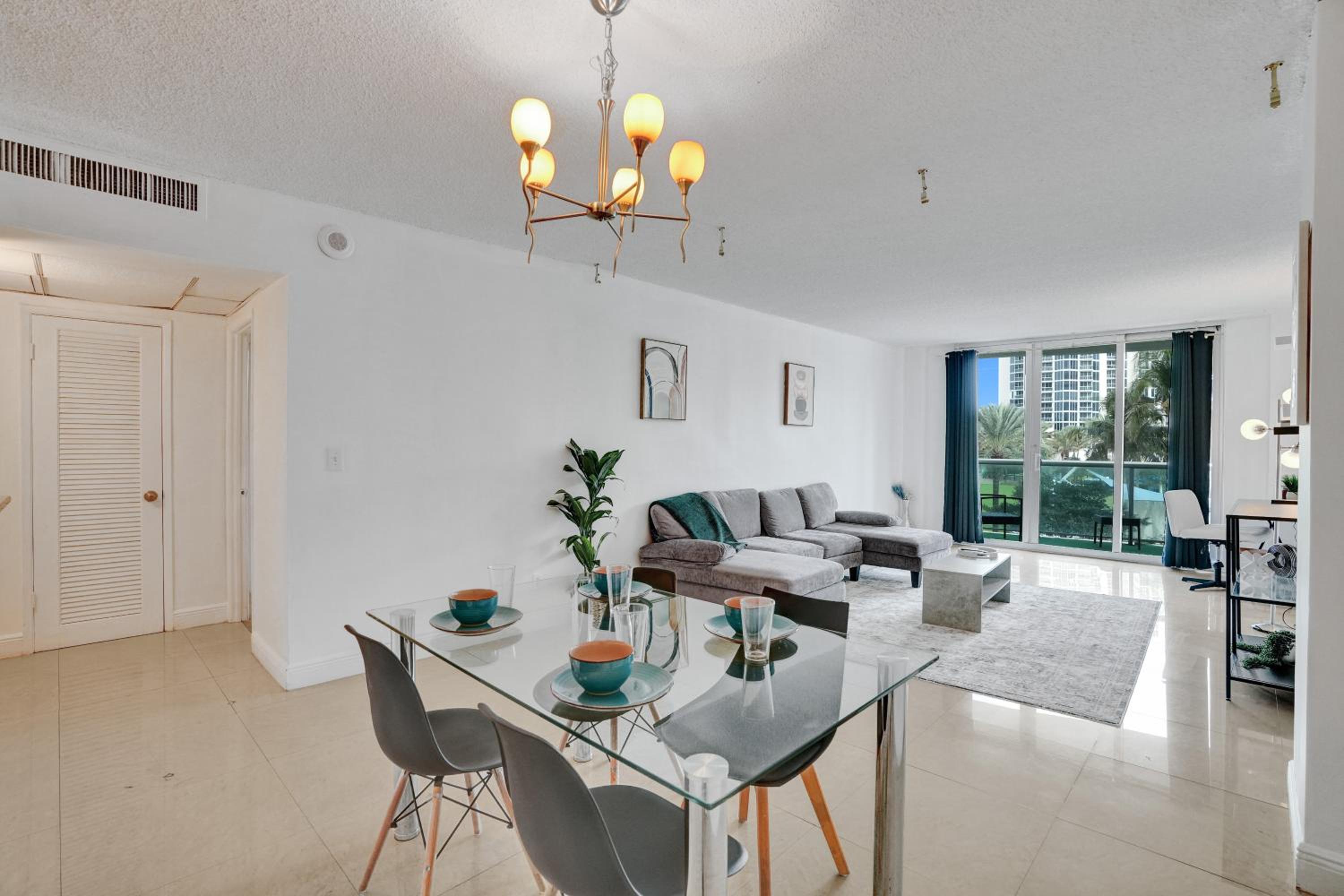 Ocean Reserve Luxury Condos Across from Sunny Isles Beach