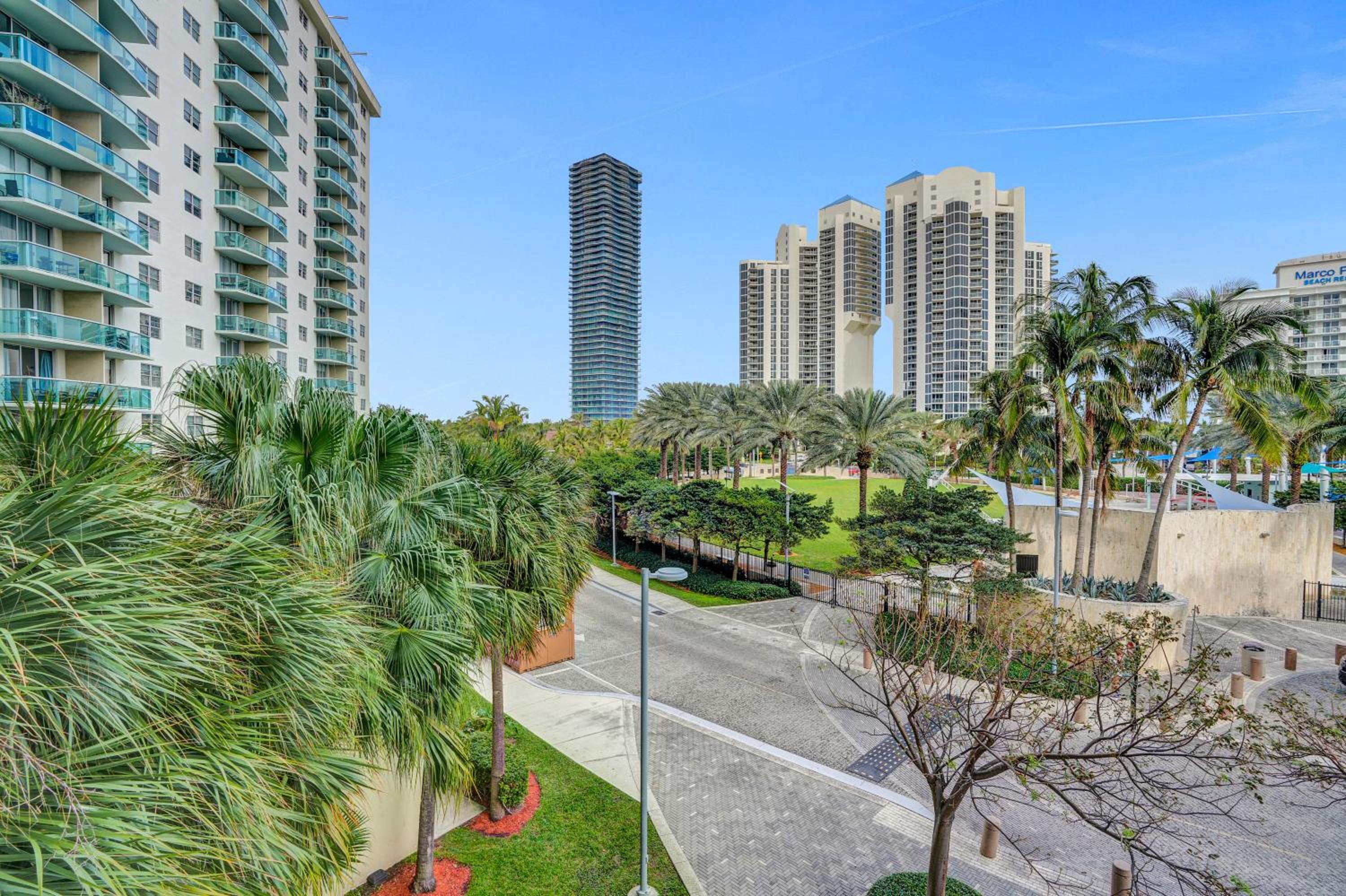 Ocean Reserve Luxury Condos Across from Sunny Isles Beach