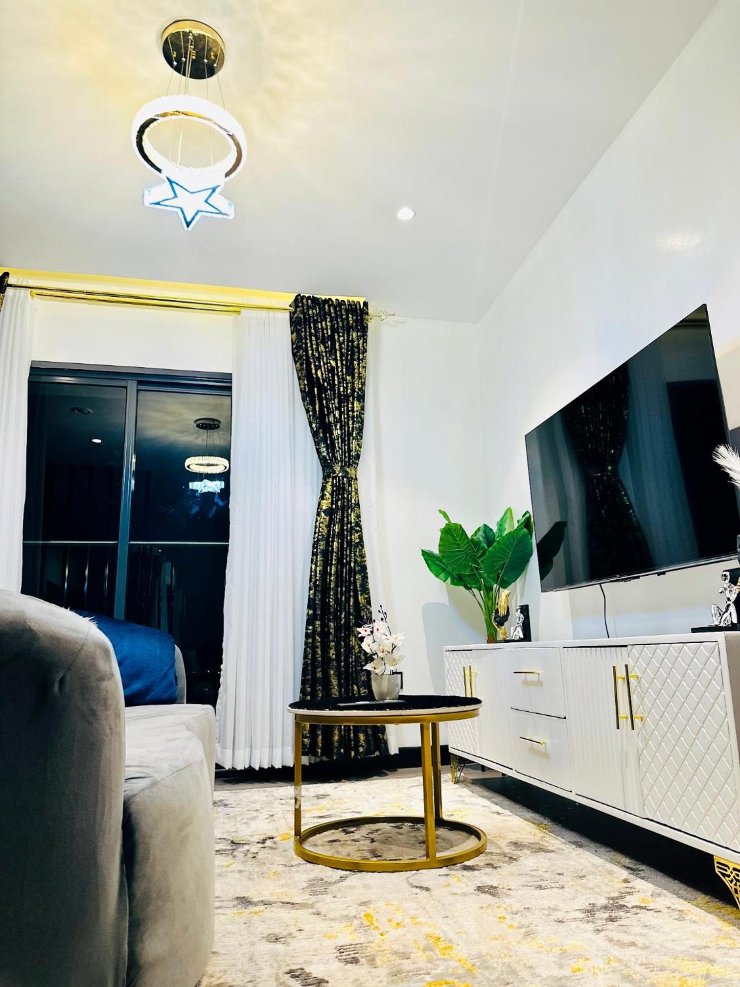 Canaan luxury Escada