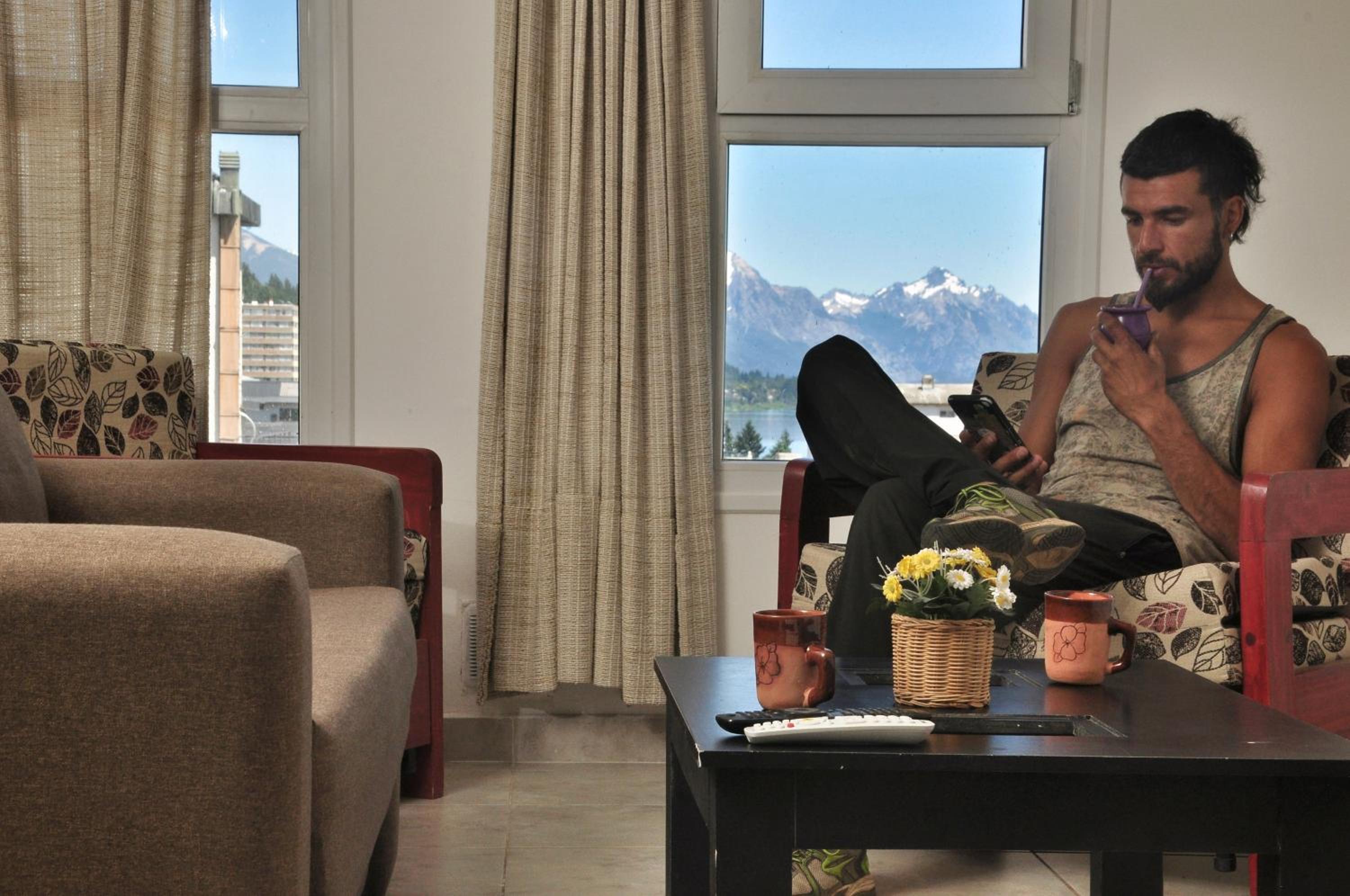 Deleitate con las vistas al Lago y Montañas en el centro de Bariloche