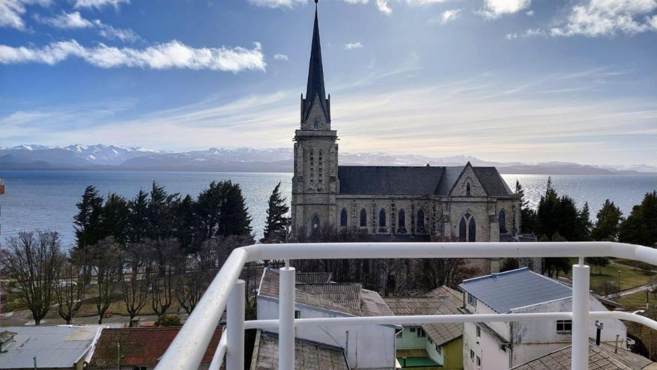 Deleitate con las vistas al Lago y Montañas en el centro de Bariloche