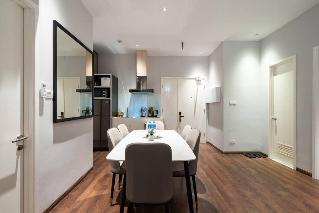 The Rixx Minimalism Apartment@ Ben Thanh/3bedrooms