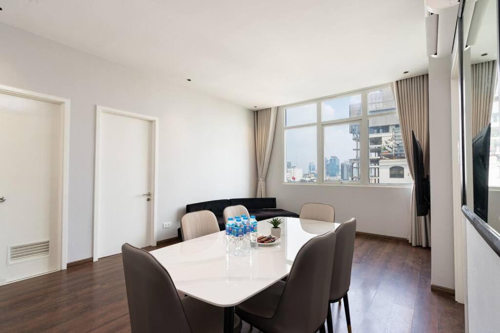 The Rixx Minimalism Apartment@ Ben Thanh/3bedrooms