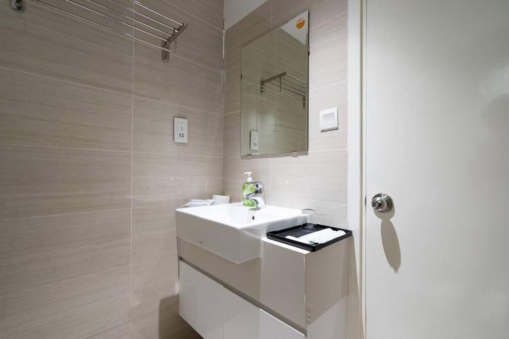 The Rixx Minimalism Apartment@ Ben Thanh/3bedrooms