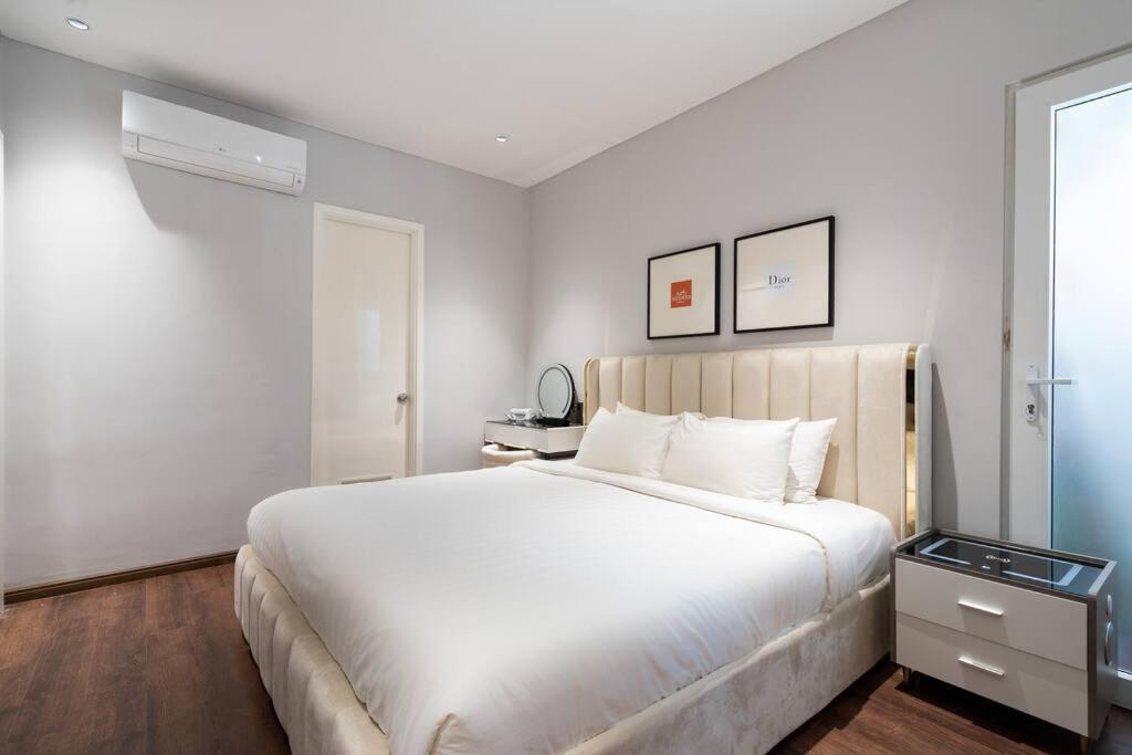 The Rixx Minimalism Apartment@ Ben Thanh/3bedrooms