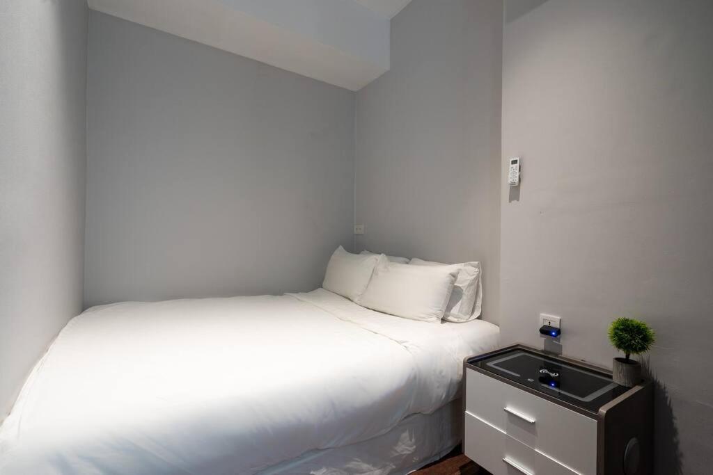 The Rixx Minimalism Apartment@ Ben Thanh/3bedrooms