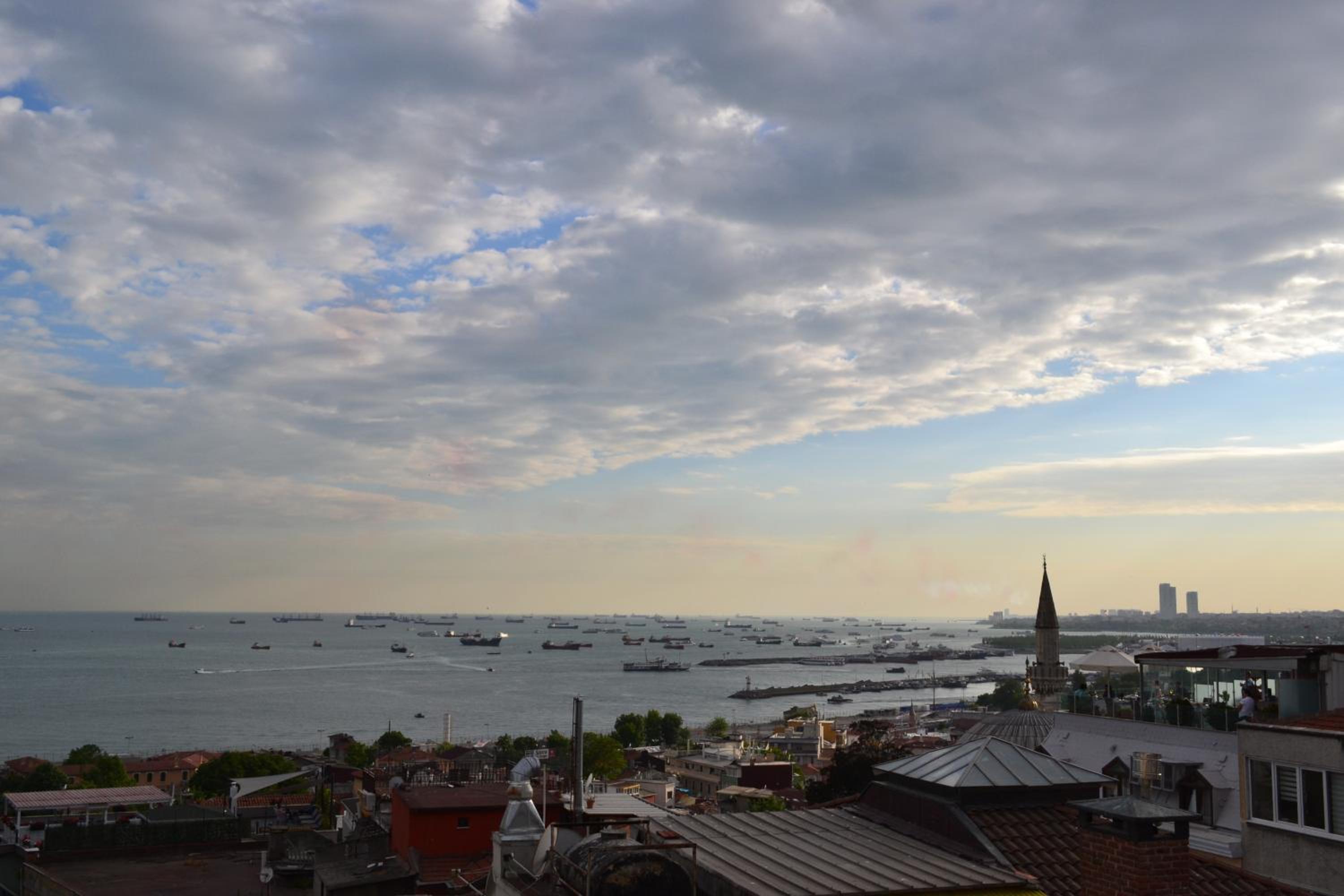 Blue Sultan Apart - Image 36