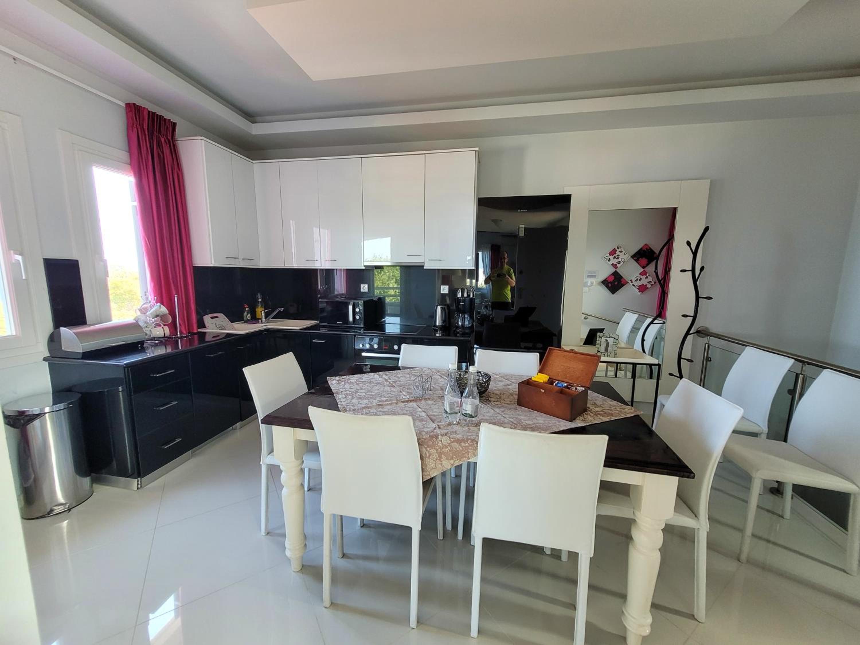 Centaur Villa view 3