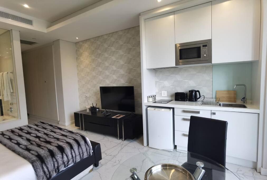 Sandton Exec Apartment