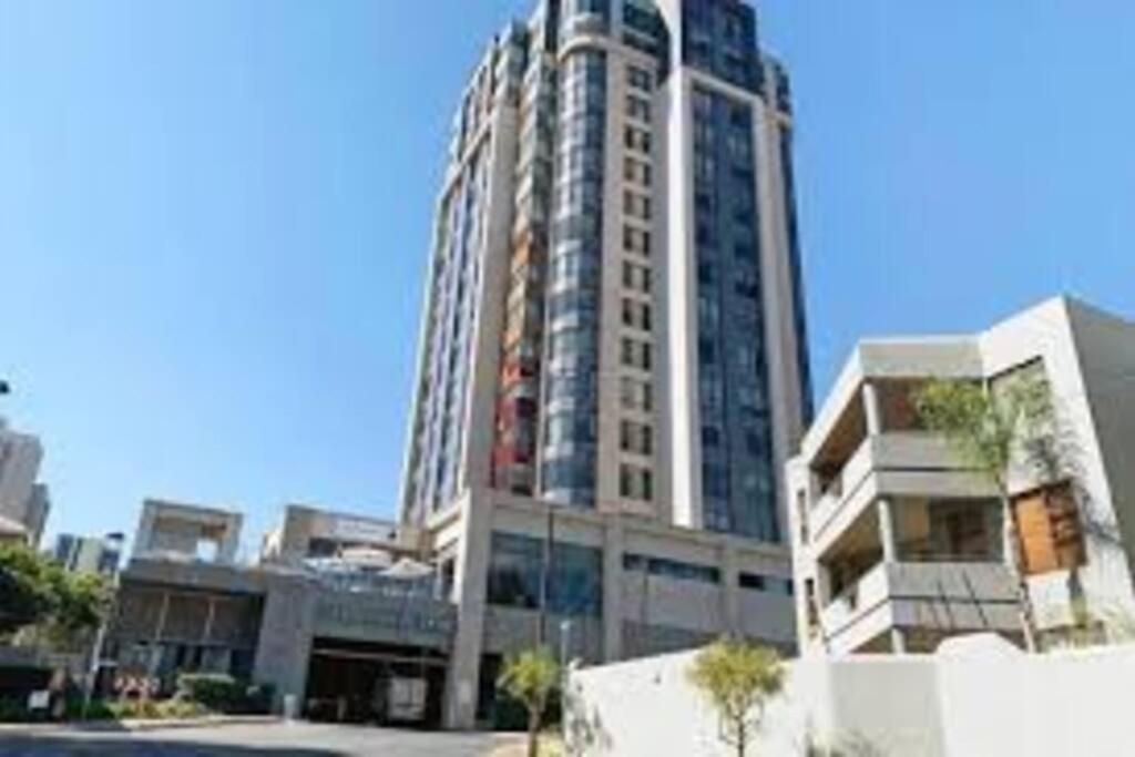 Sandton Exec Apartment