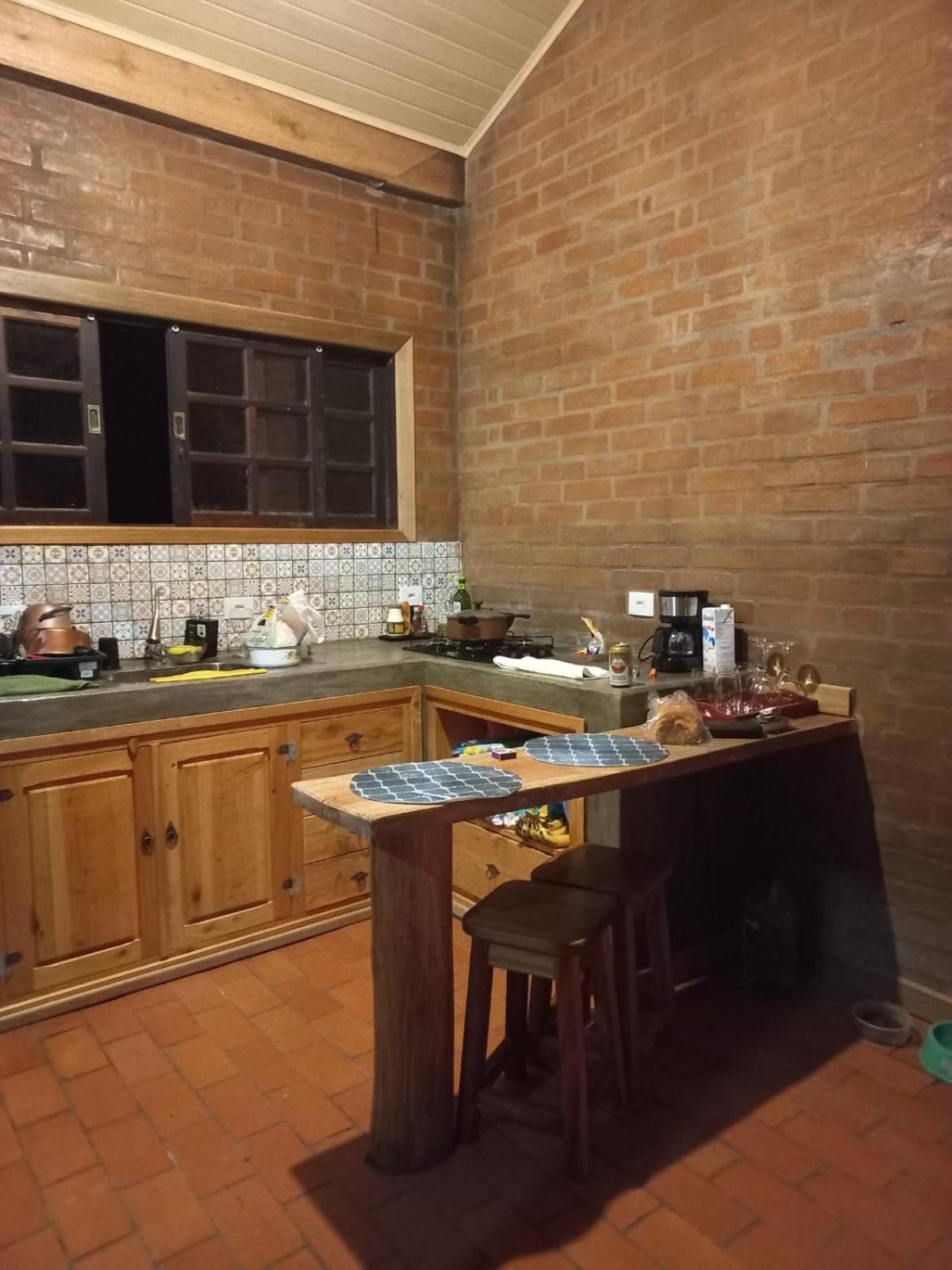Chalé Jequitiba, hidro, lareira, natureza, Sul de Minas, Café da manhã