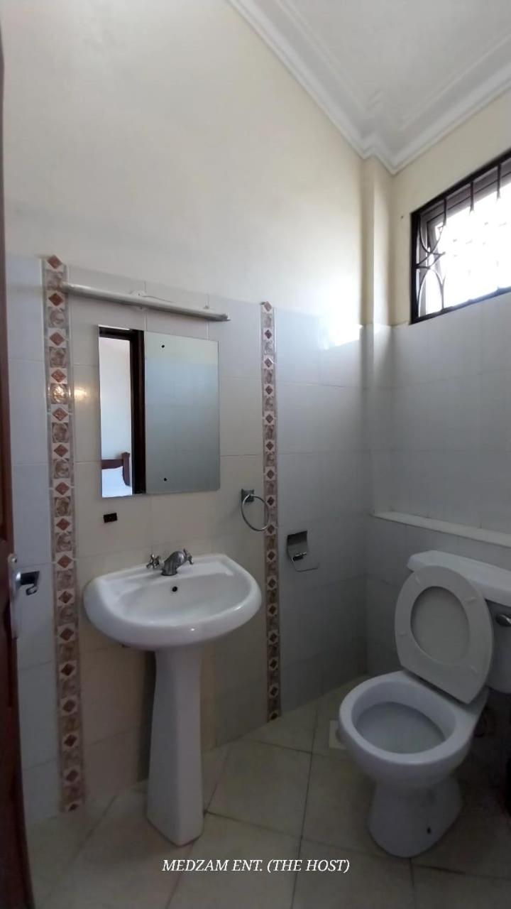 Two Bedroom Nyali, City Mall view 4