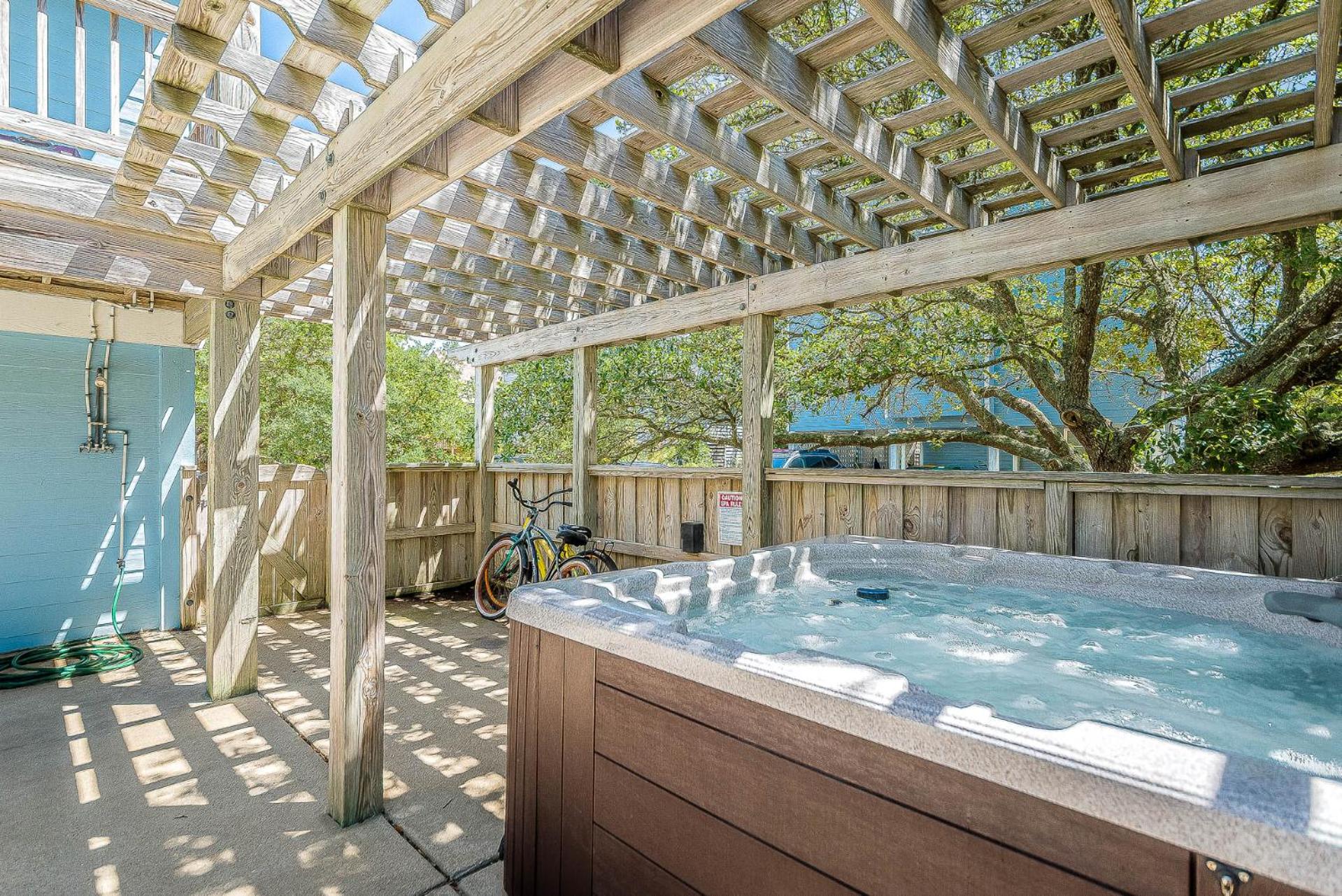 Allora - Corolla, Ocean Sands, 450 Yds to Beach, Pool, Hot Tub, Pool Table, Gas Fireplace, Pets OK