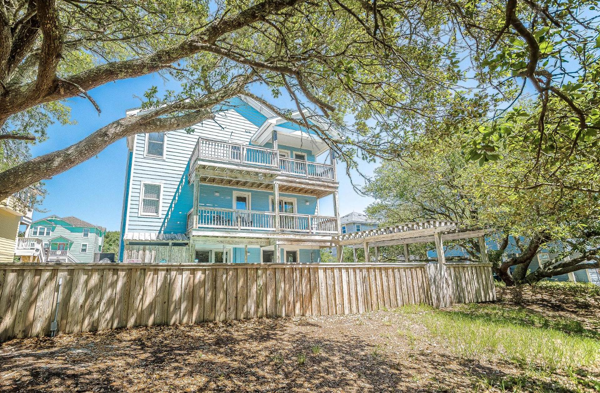 Allora - Corolla, Ocean Sands, 450 Yds to Beach, Pool, Hot Tub, Pool Table, Gas Fireplace, Pets OK