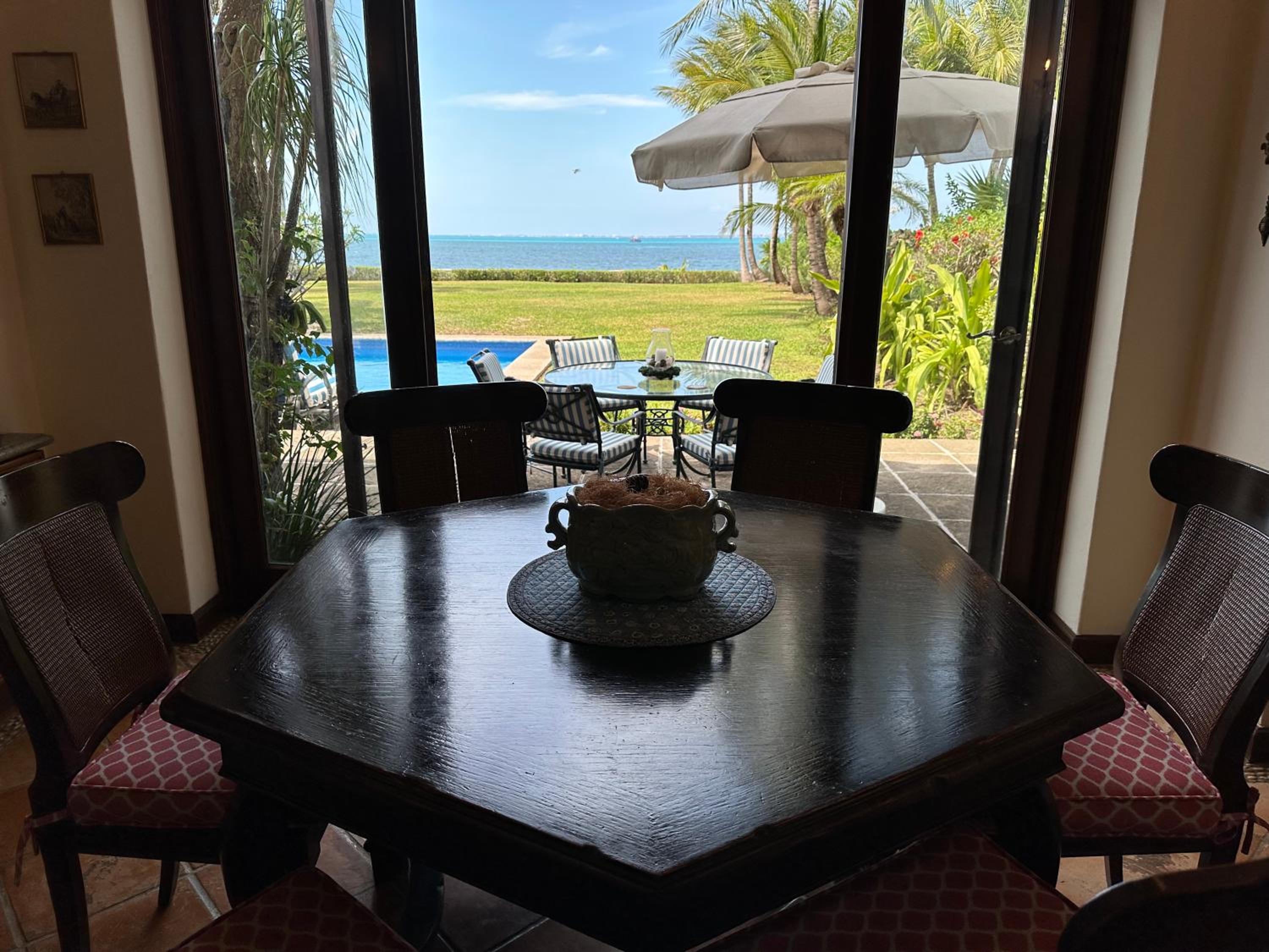 6BR Exclusive Beachfront Retreat by Solmar Rentals