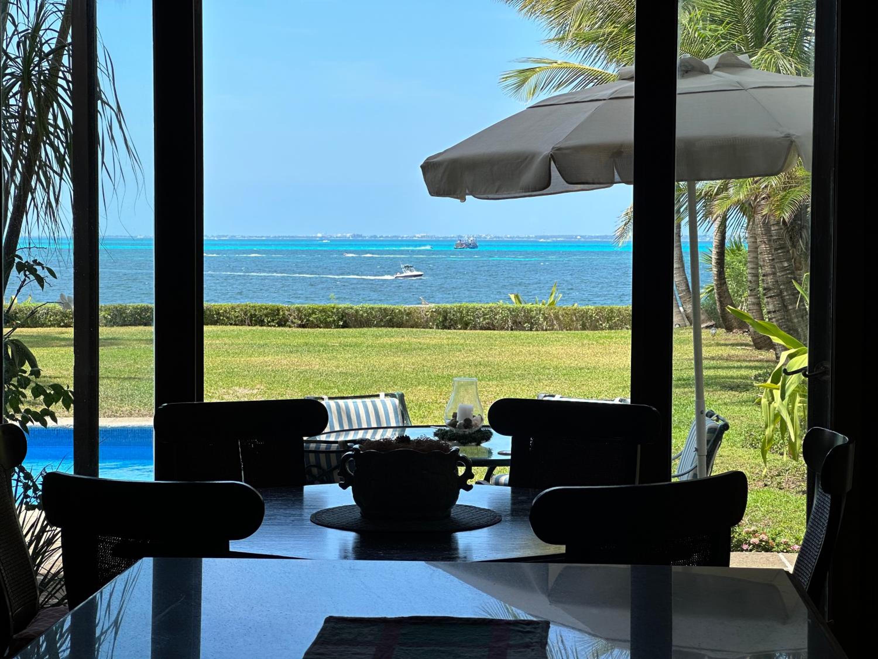 6BR Exclusive Beachfront Retreat by Solmar Rentals