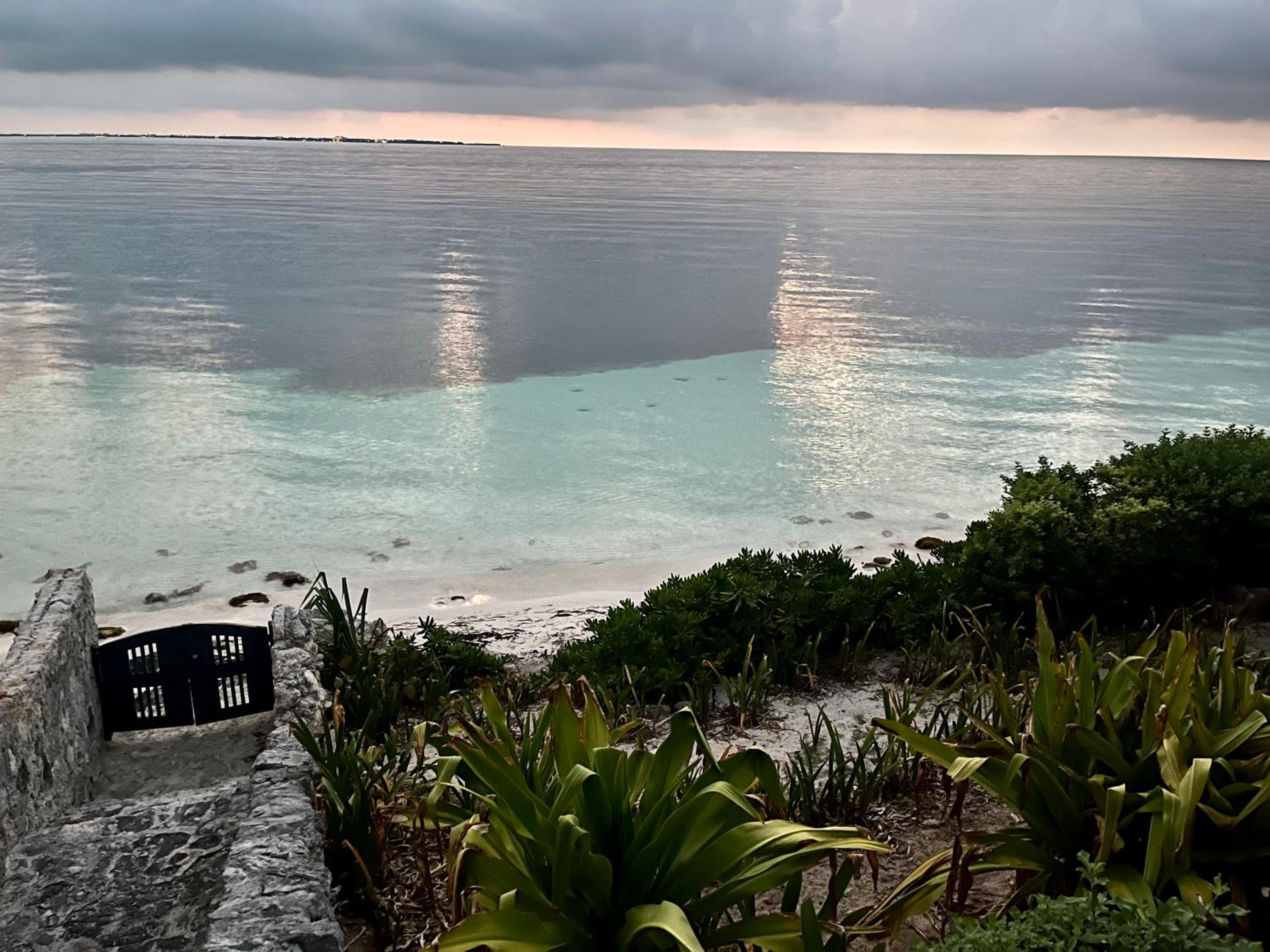 6BR Exclusive Beachfront Retreat by Solmar Rentals