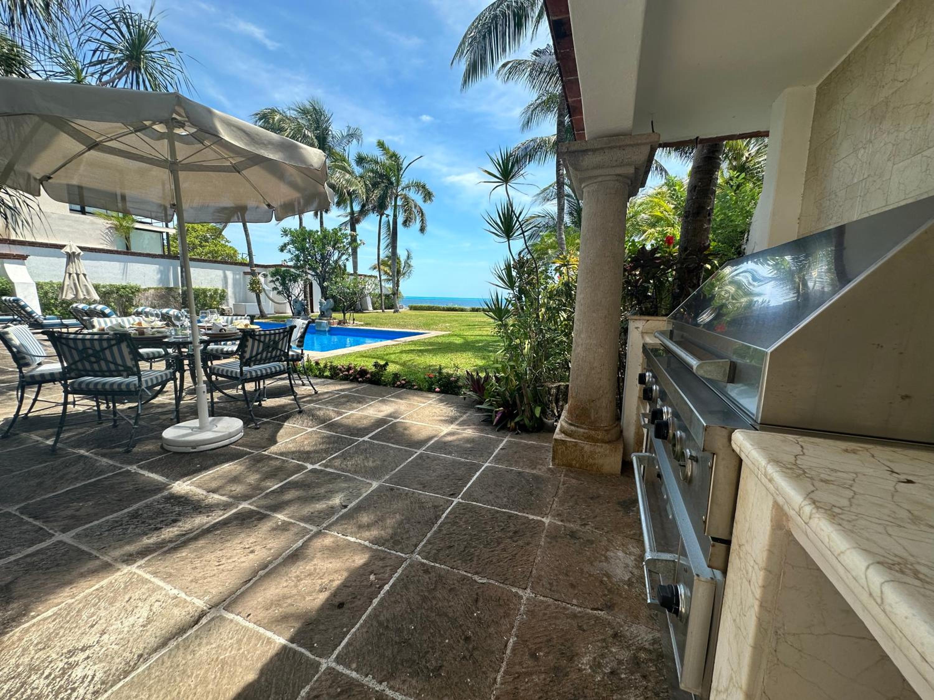 6BR Exclusive Beachfront Retreat by Solmar Rentals