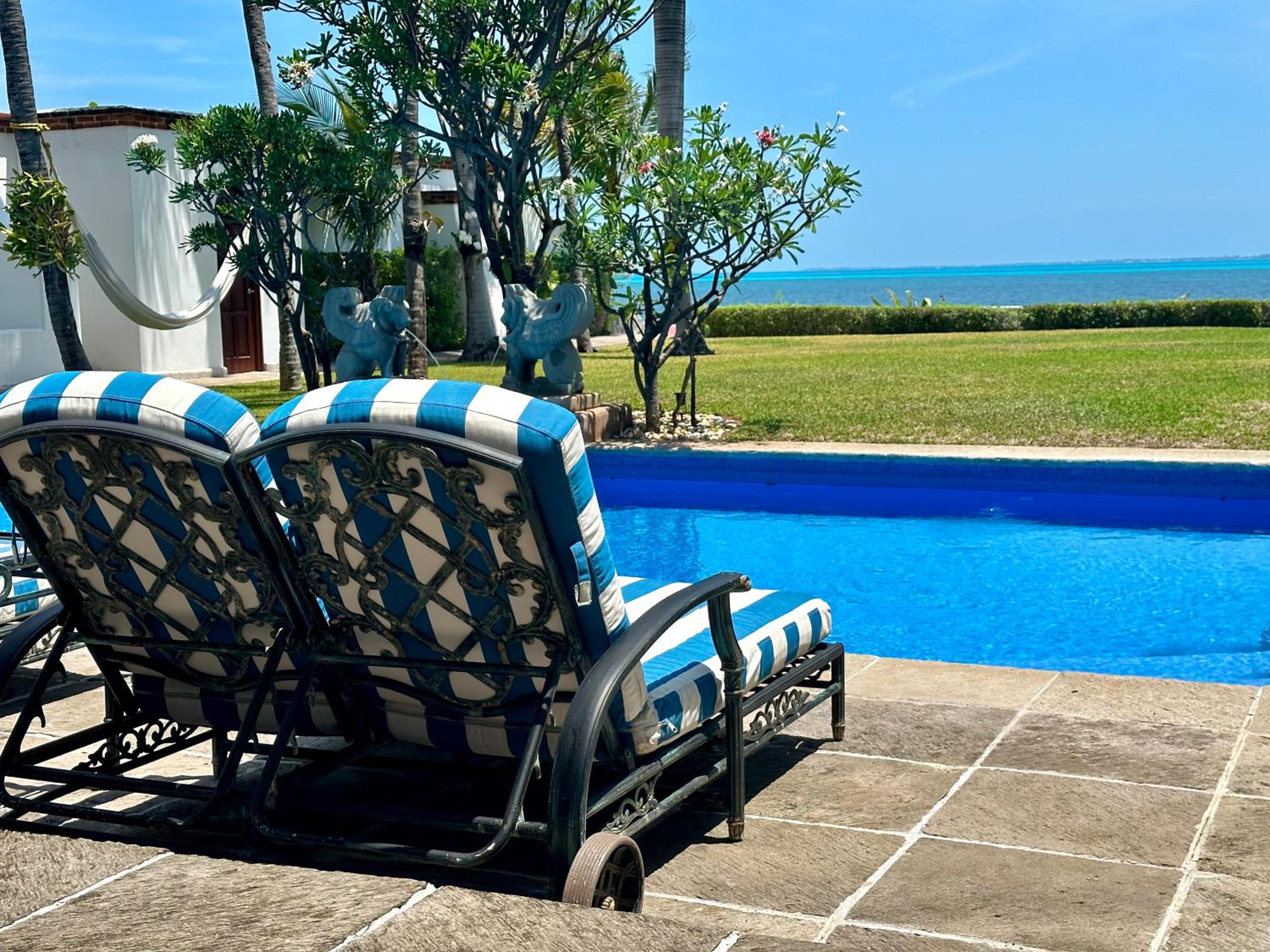 6BR Exclusive Beachfront Retreat by Solmar Rentals