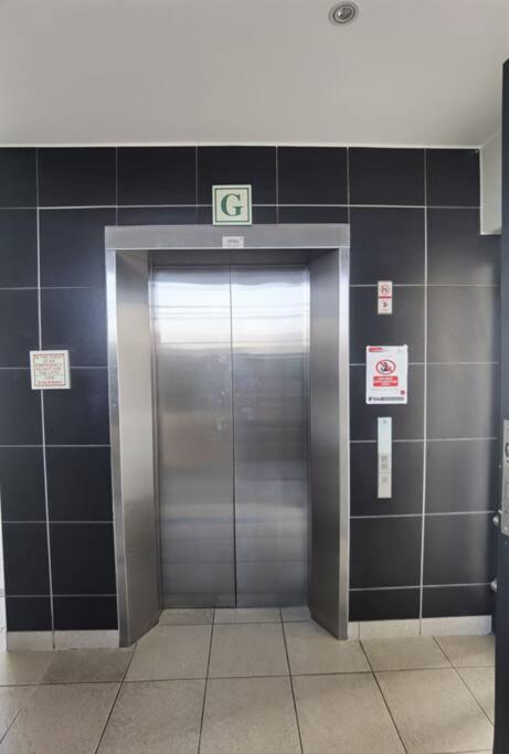 Sandton Central Apartment