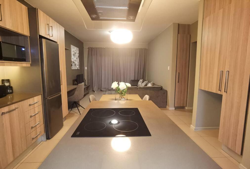 Sandton Central Apartment