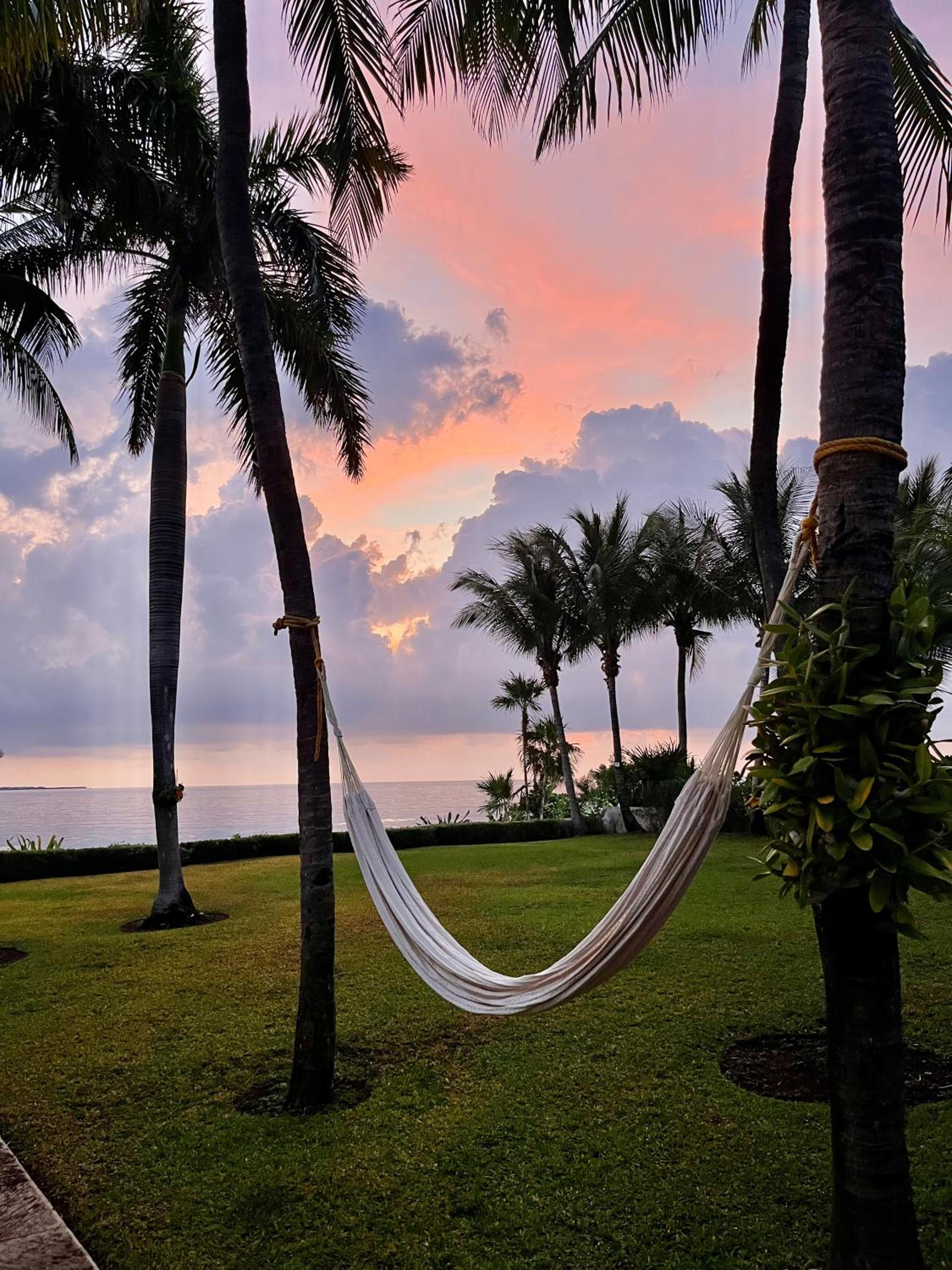6BR Exclusive Beachfront Retreat by Solmar Rentals