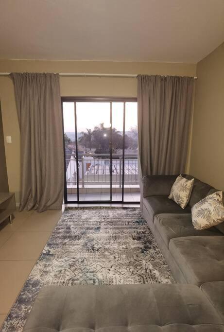 Sandton Central Apartment