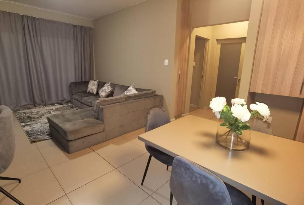 Sandton Central Apartment