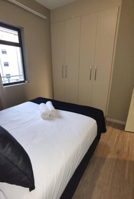 Sandton Central Apartment