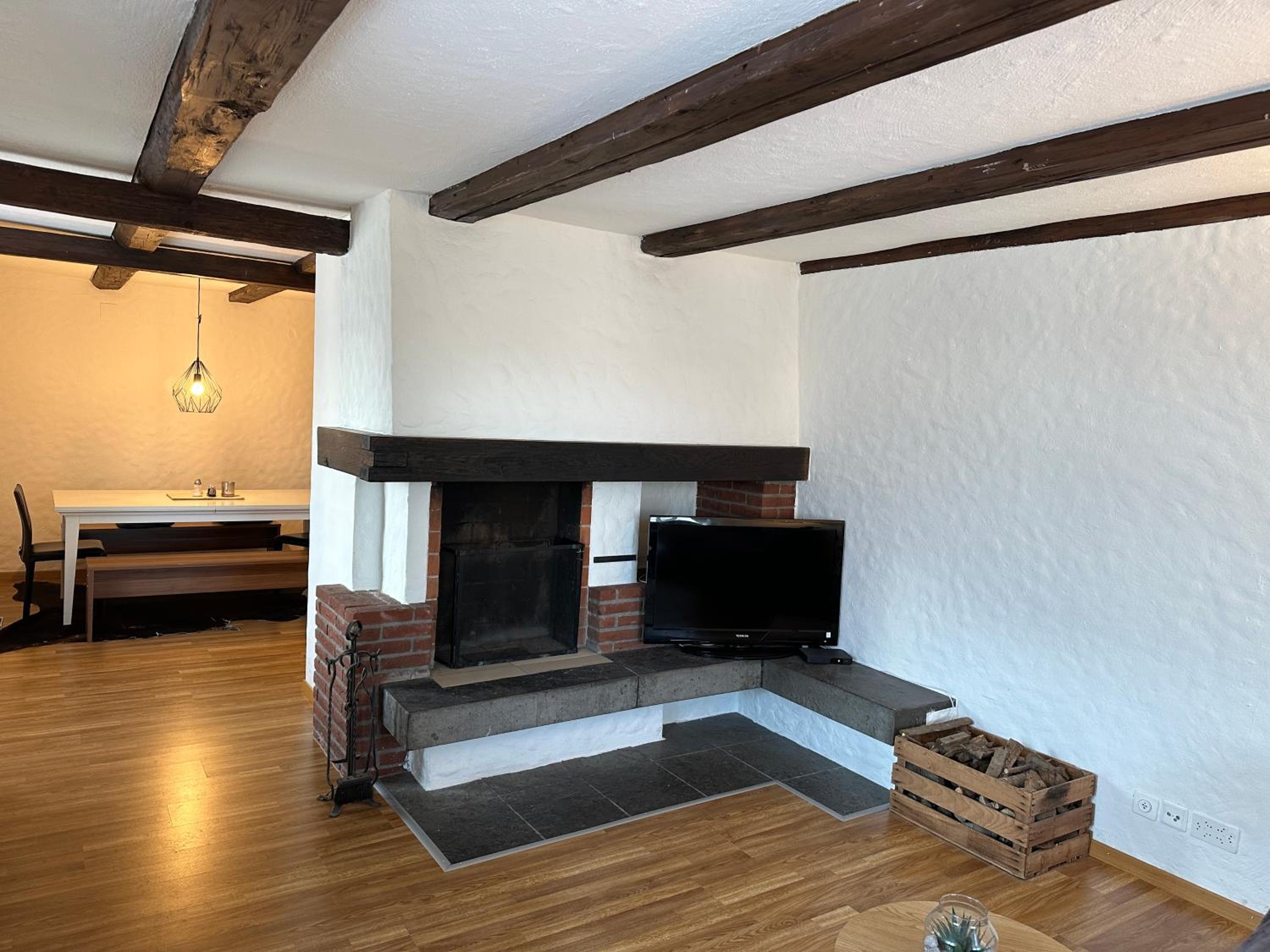 charmante 3,5 Zimmer Wohnung in Bauernhaus