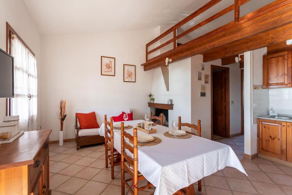 [Mandriola] House facing the sea - Free WiFi view 5