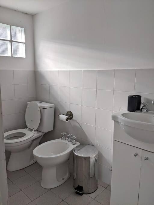 Hermoso departamento dos pisos bajo de San Isidro