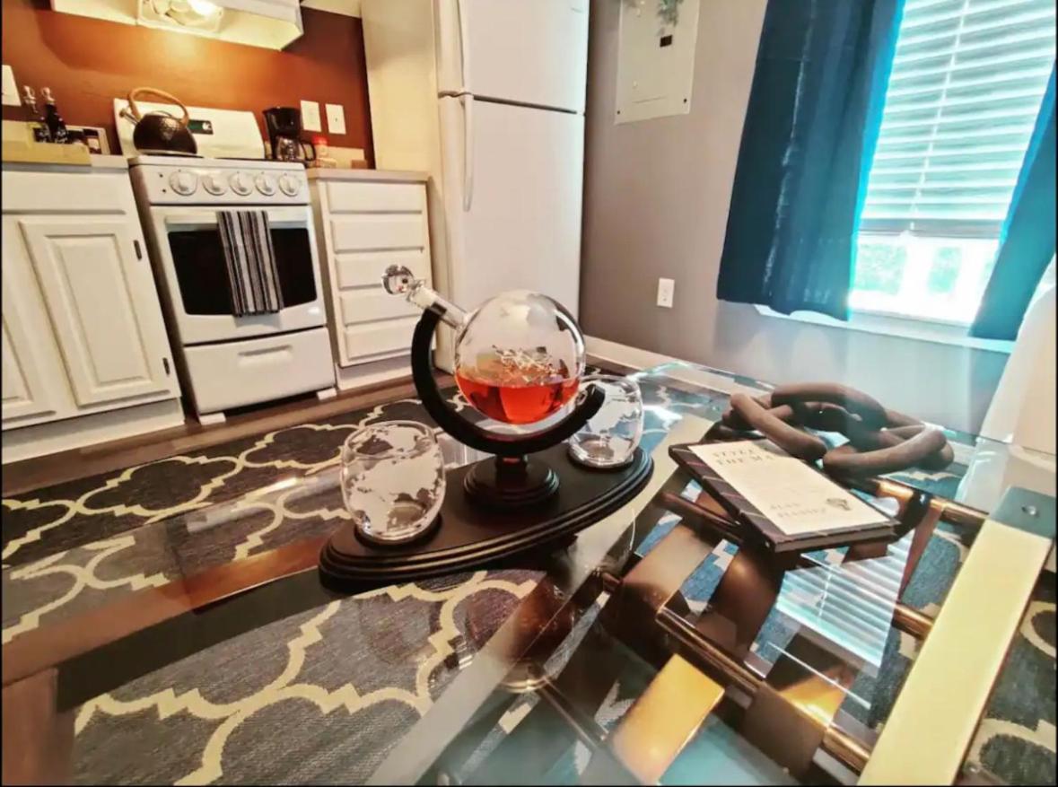 Albany Vacations - Suede - Property Image 1