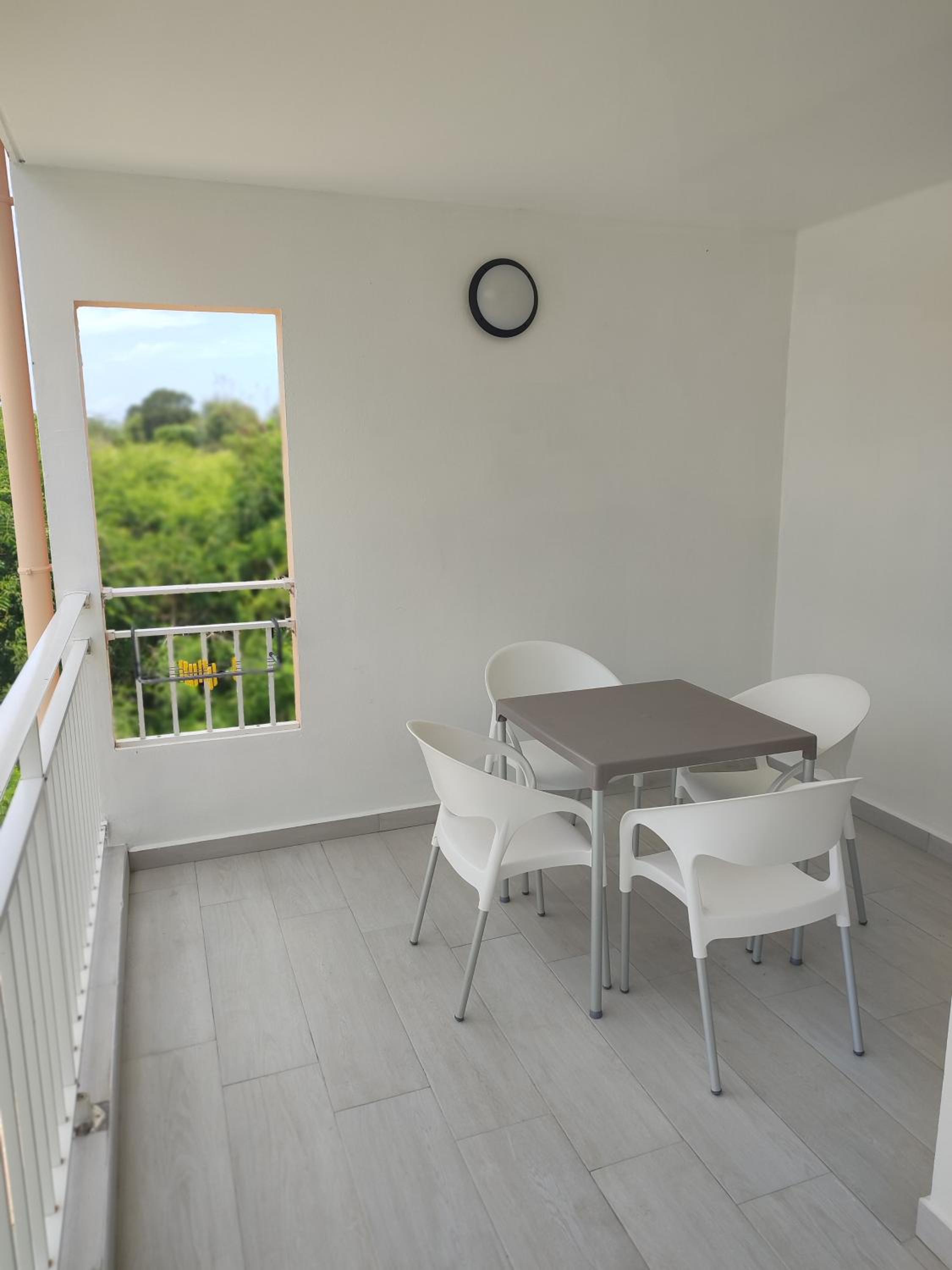 STUDIO TOUMALACAI view 3