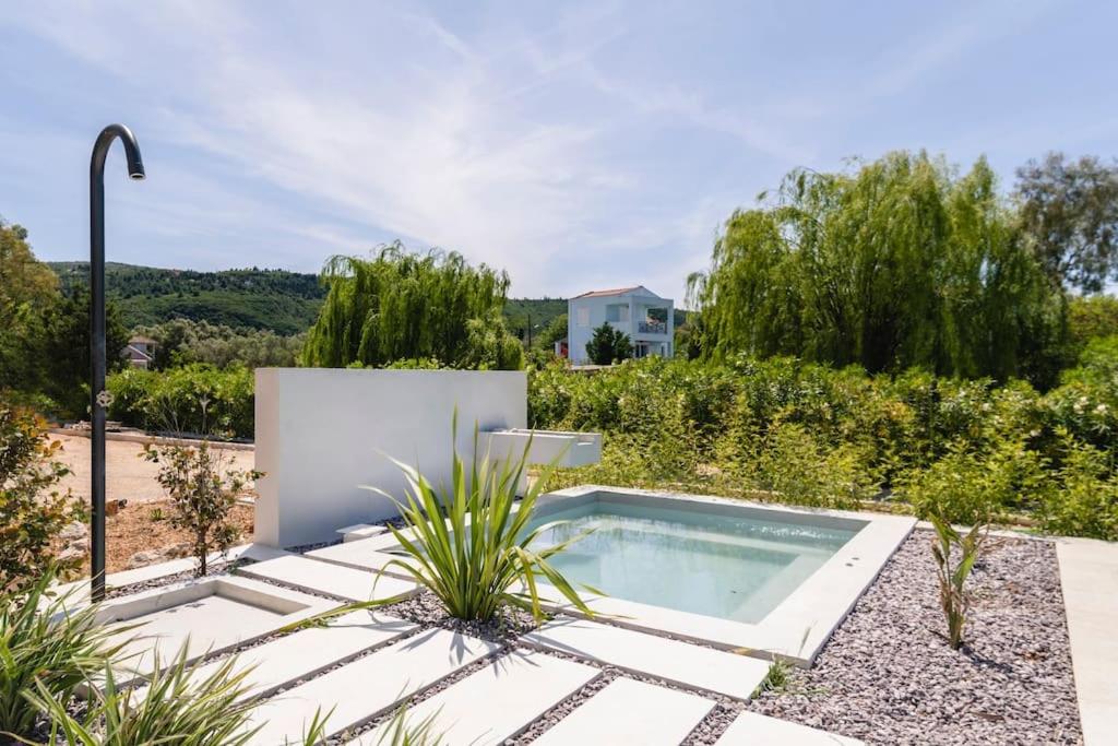 ALLURE RETREAT VILLA Lefkada