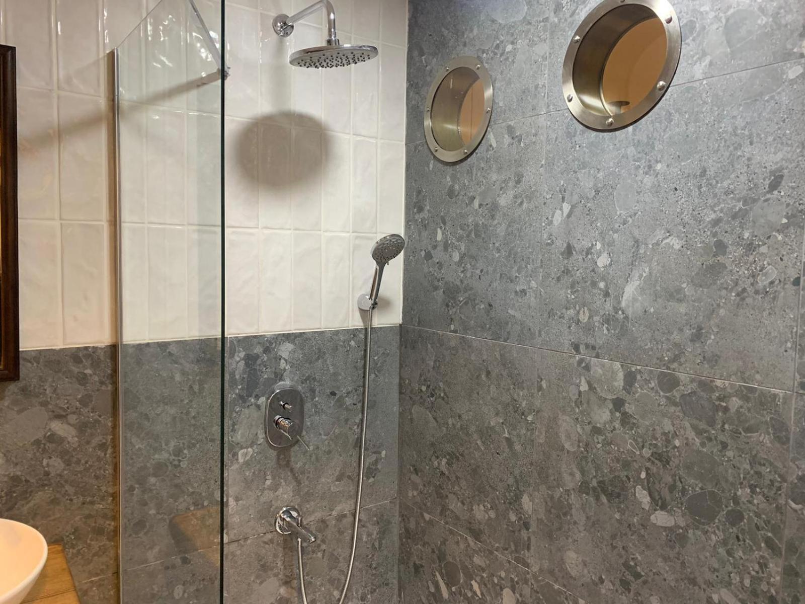 Deluxe Apartment at the seaside in Pasaport Alsancak Izmir view 4