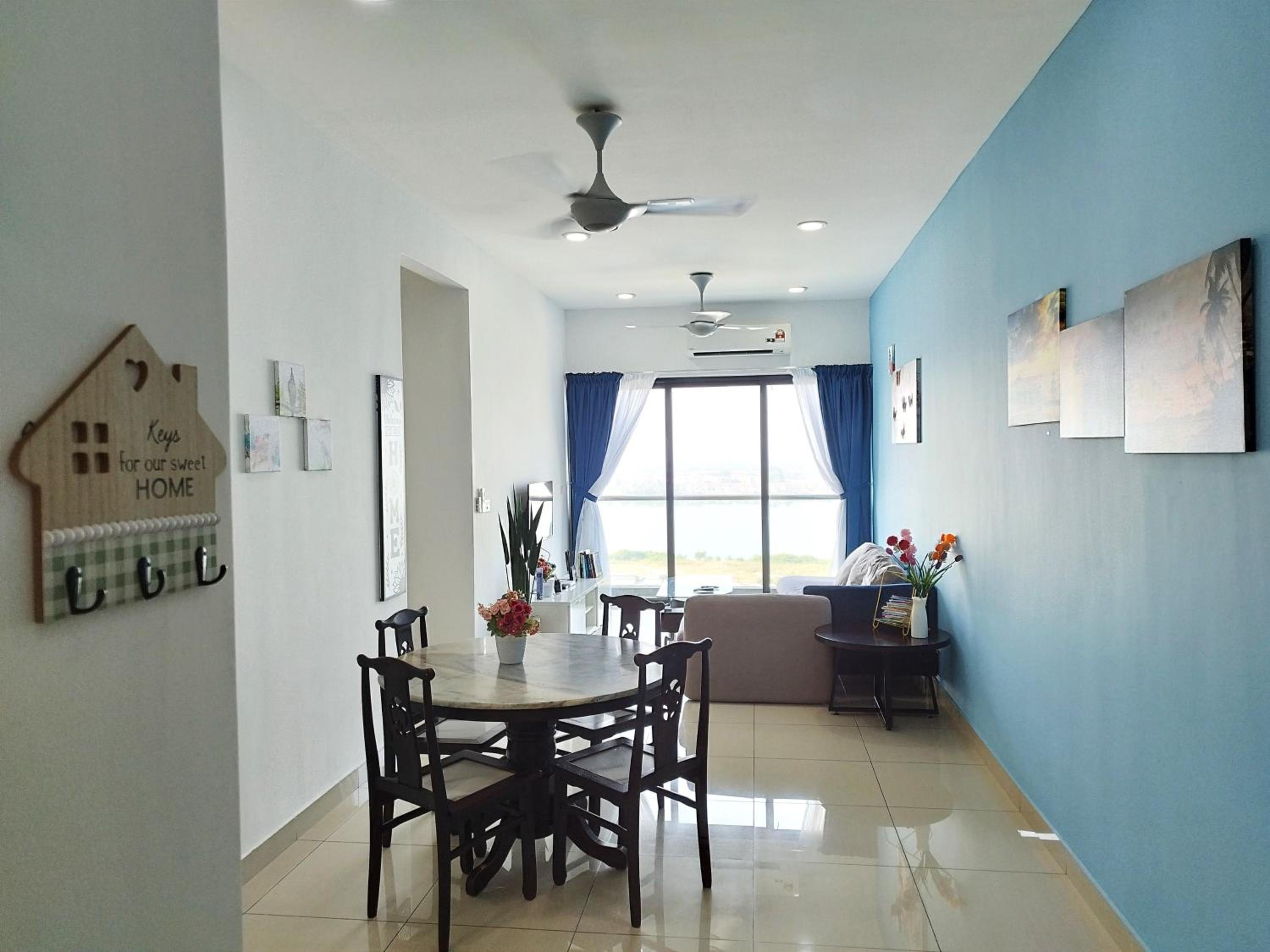 Puchong WindyLakeViewStayCation3R2B AT D Island photo 4