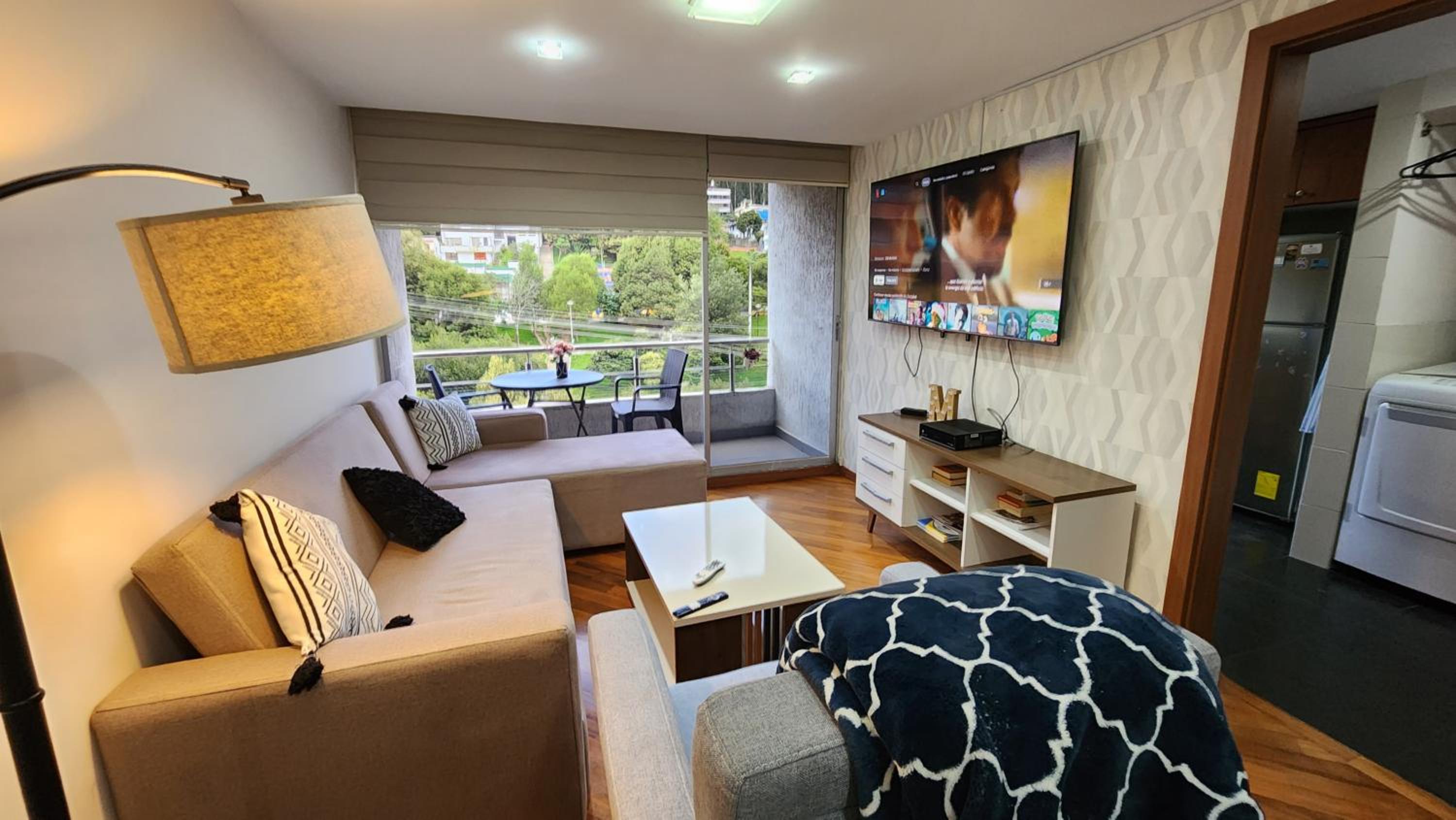 600 Excelente Vista panoramica,piscina,sauna,seguridad 24h,acojedor,confortable,Excellent panoramic view, swimming pool, private security 24h comfortable a view 4