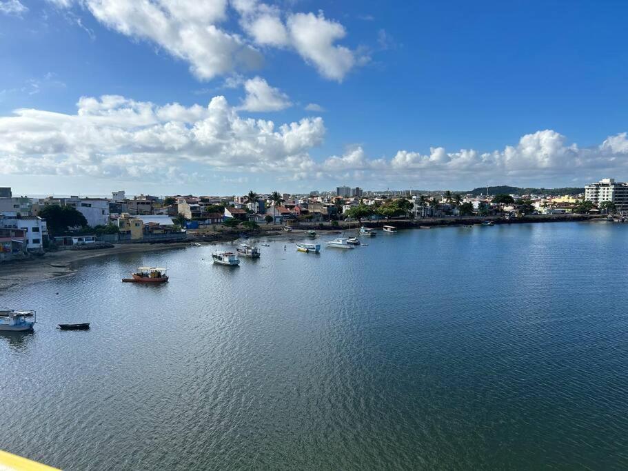 Casa de praia pé na areia: nos braços da natureza.