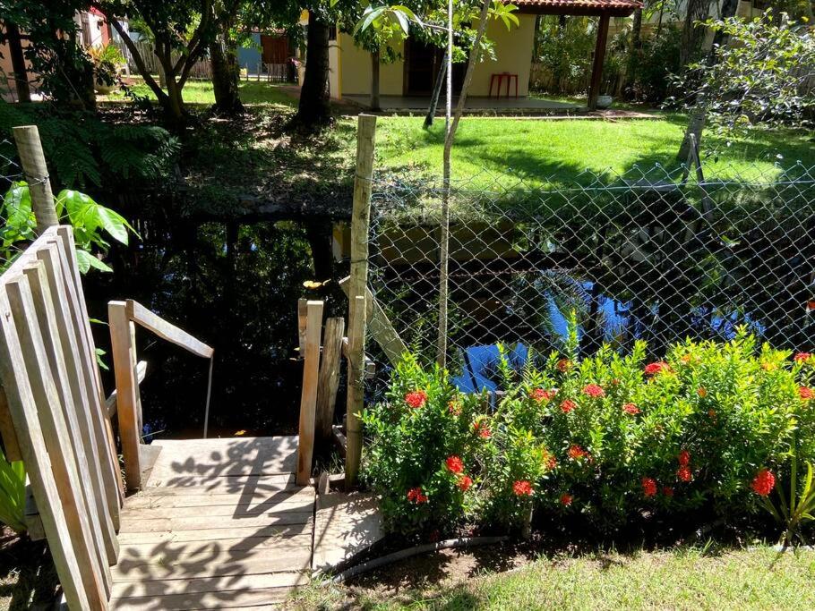 Casa de praia pé na areia: nos braços da natureza.