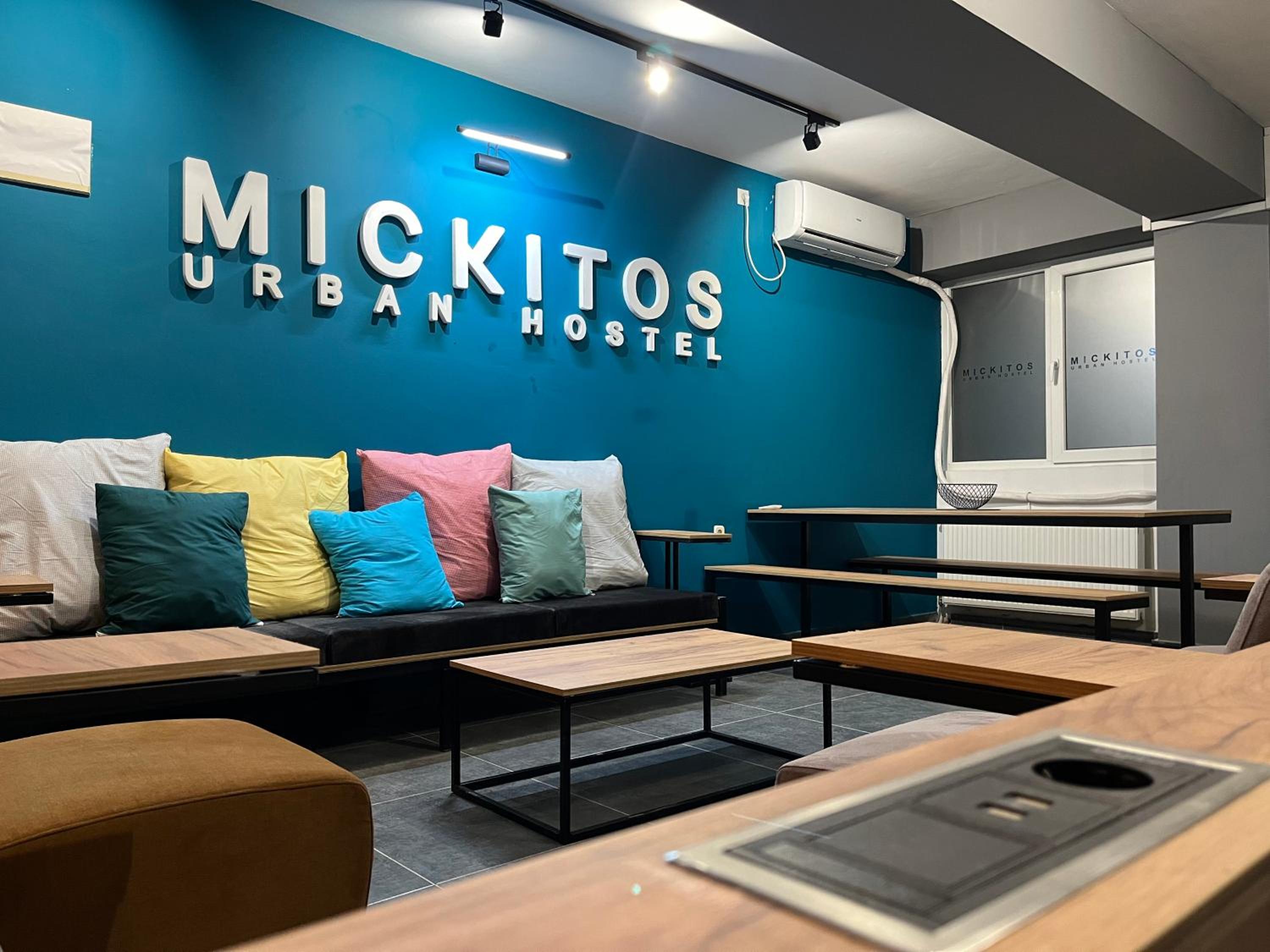 Mickitos Urban Hostel