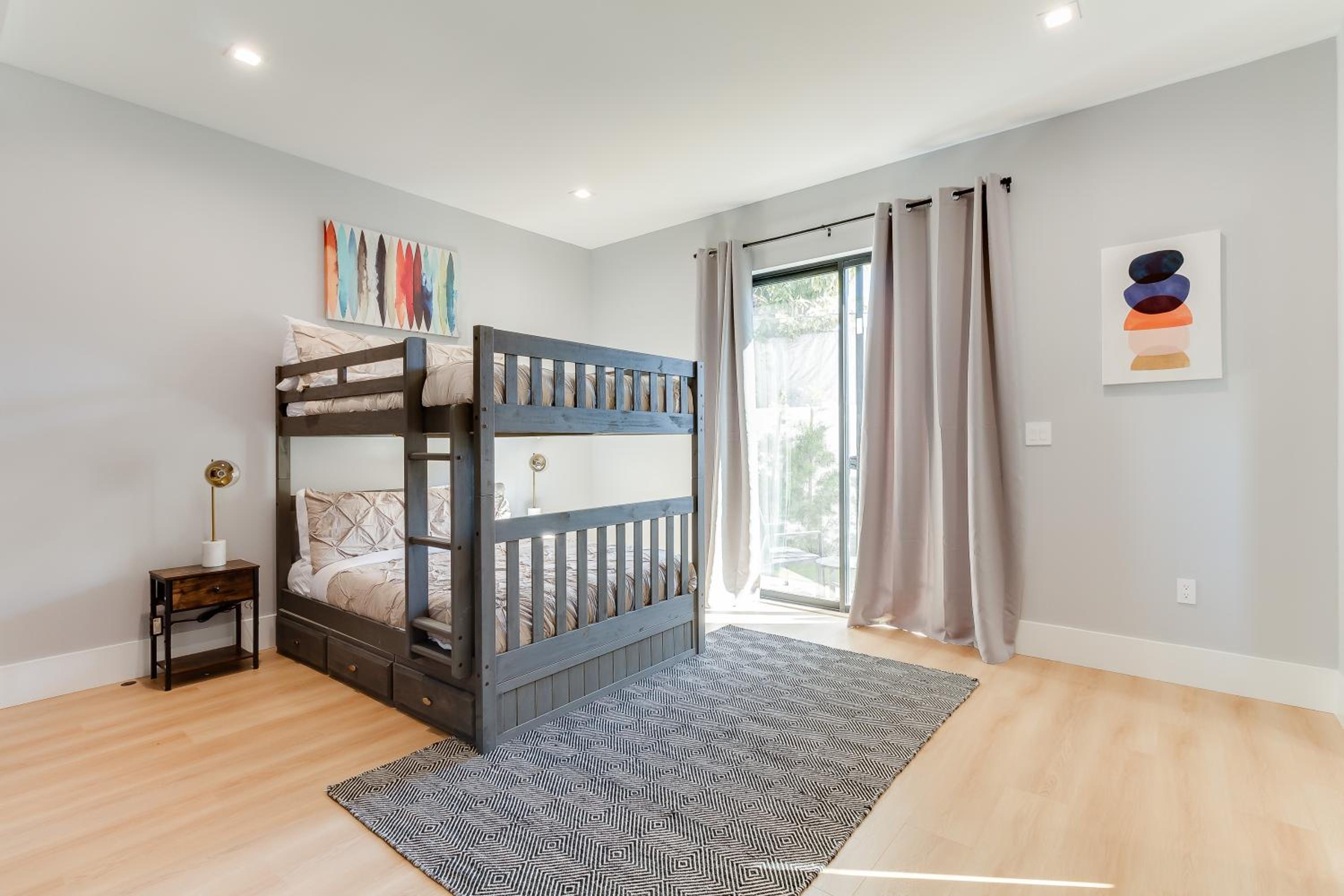 Brand New Modern 9 Bedroom Compound in Pickfair Village