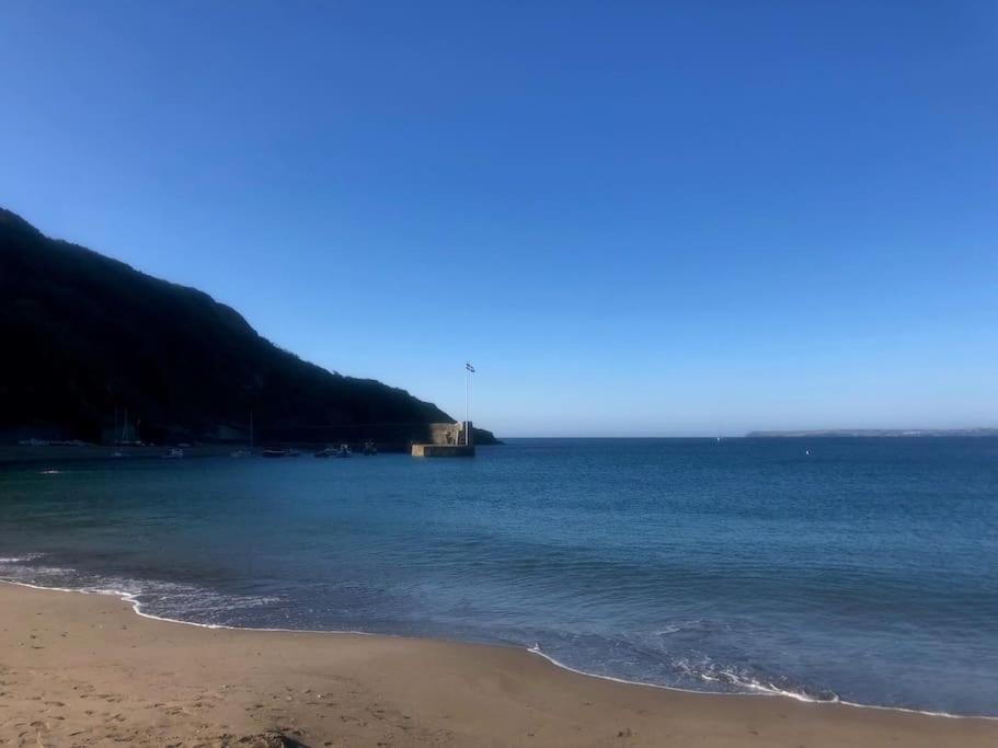 Exceptional retreat near Cornwall Coast