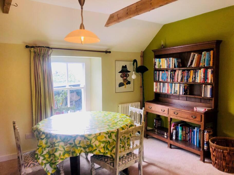 Exceptional retreat near Cornwall Coast
