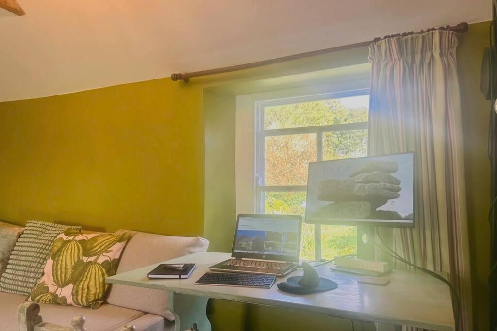 Exceptional retreat near Cornwall Coast