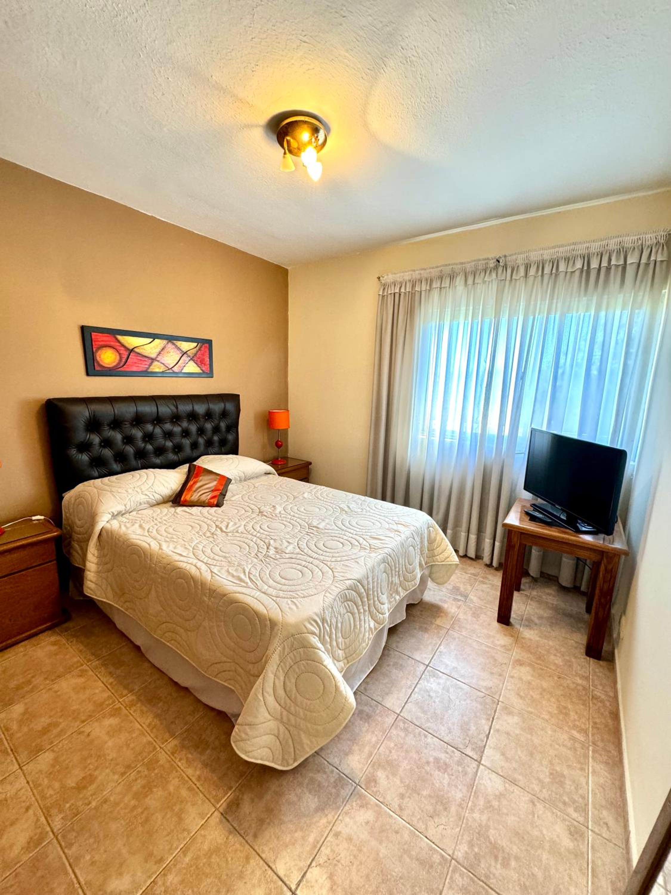 Departamento frente al Shopping ,B 8