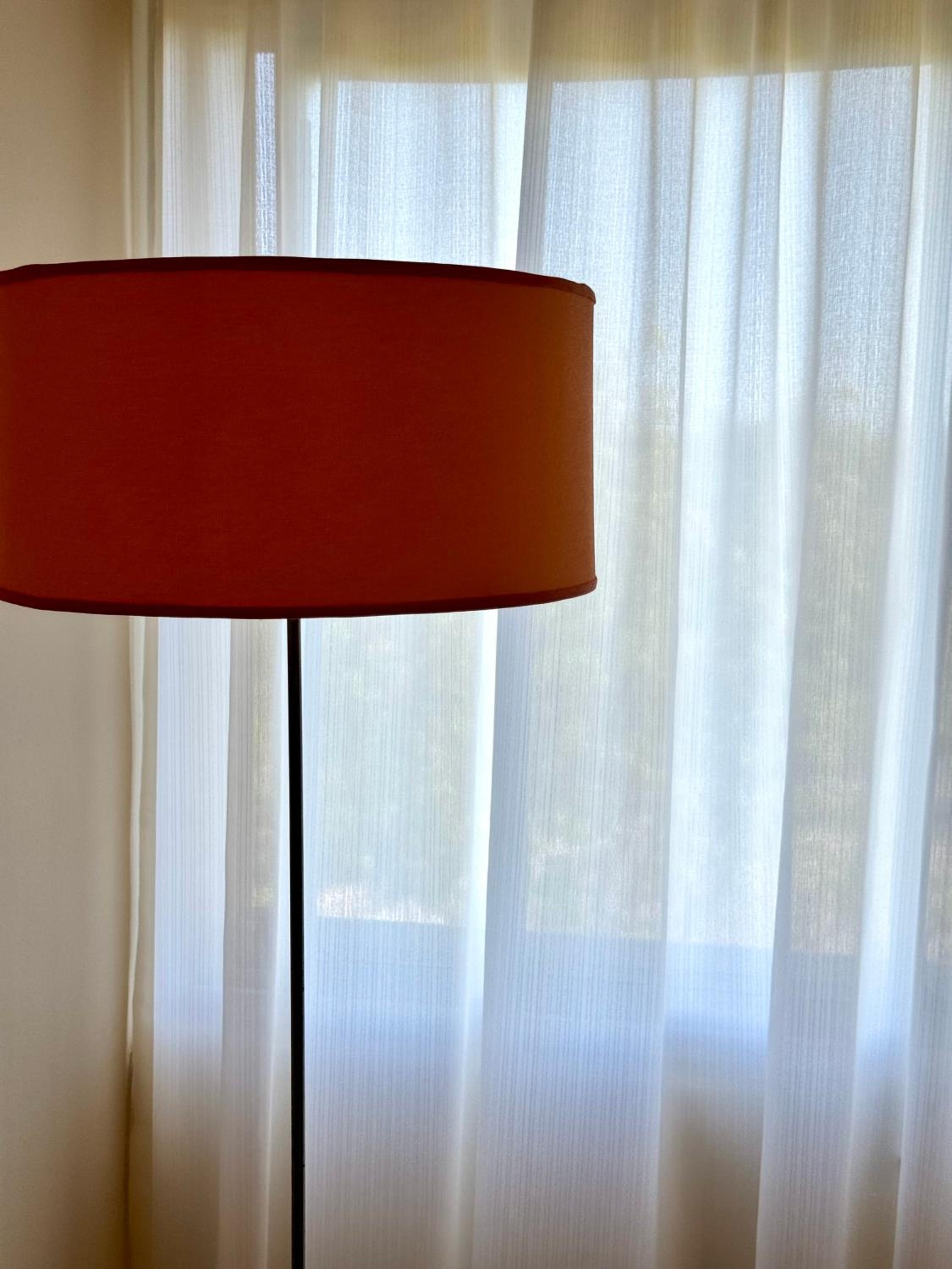 Departamento frente al Shopping ,B 8