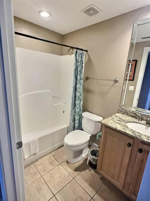 4 Bedroom Luxury High Rise Corner Condo with 2 Balconies, Heated Pool, Direct Beach Access view 4