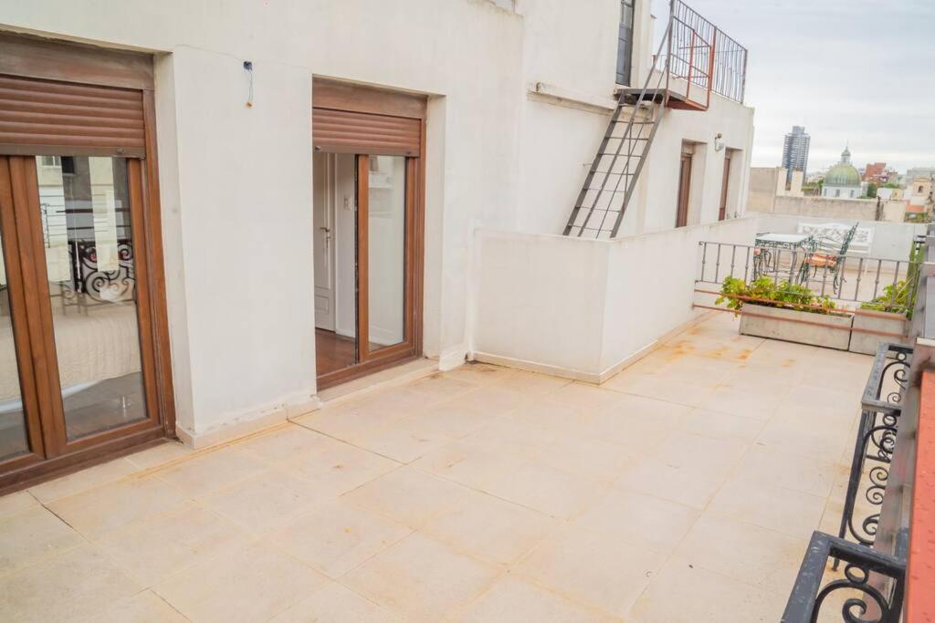 Penthouse with two terraces at the Old City [502] view 3